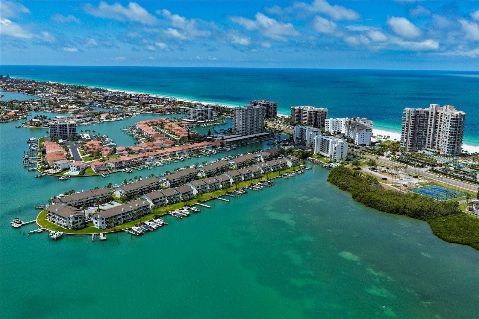 118 MARINA DEL REY COURT, Clearwater Beach, FL 33767 118 MARINA DEL REY COURT, Clearwater Beach, FL 33767