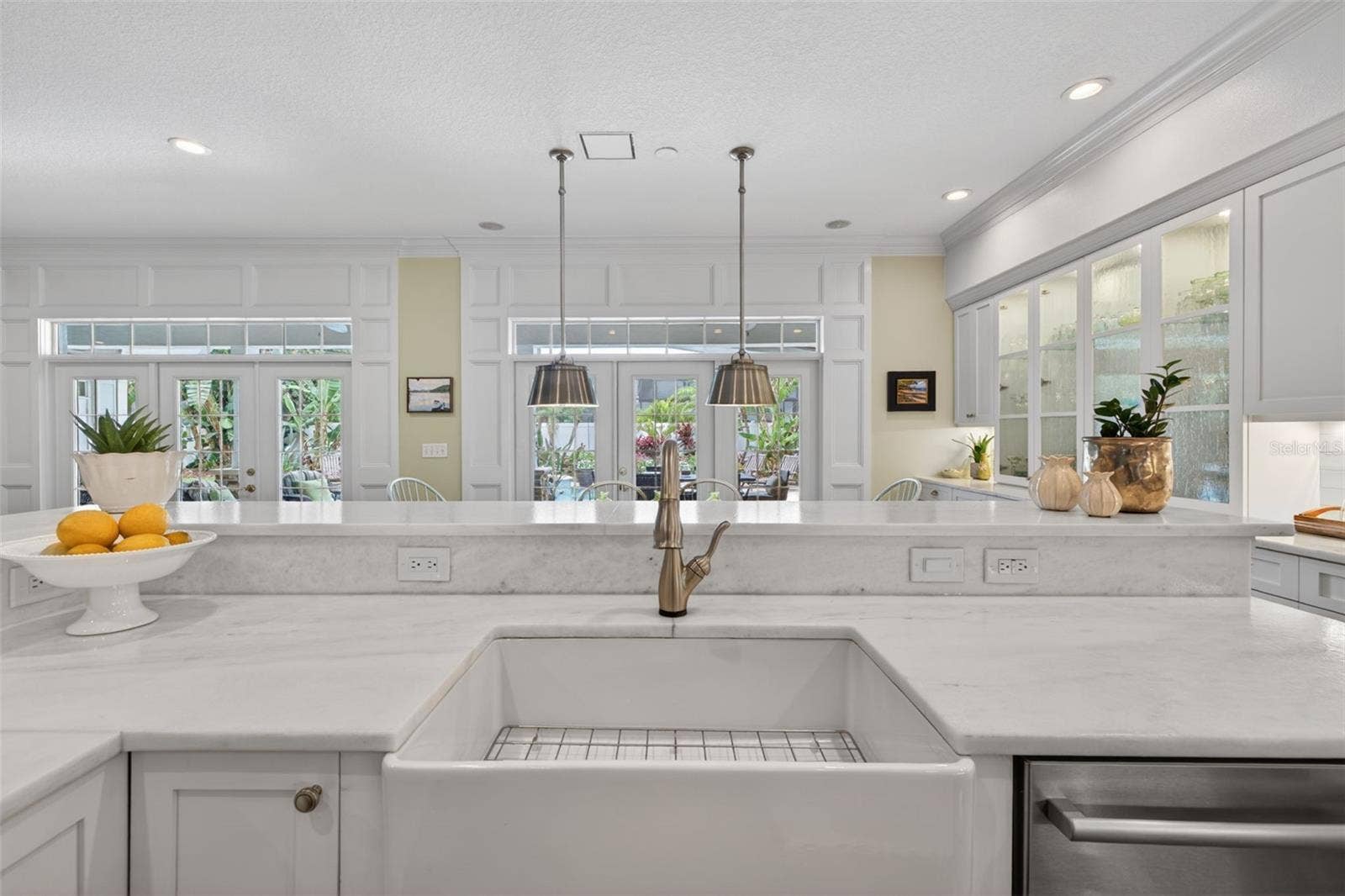 445 PARK AVENUE, Belleair, FL 33756 Kitchen