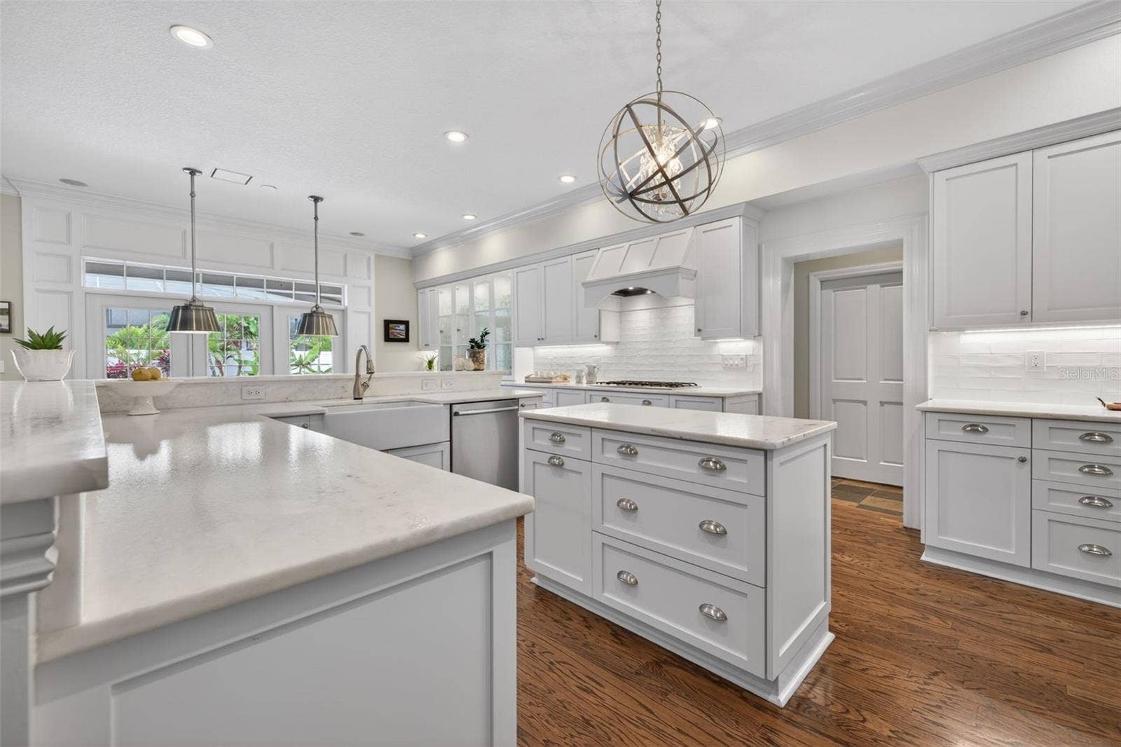 445 PARK AVENUE, Belleair, FL 33756 Kitchen