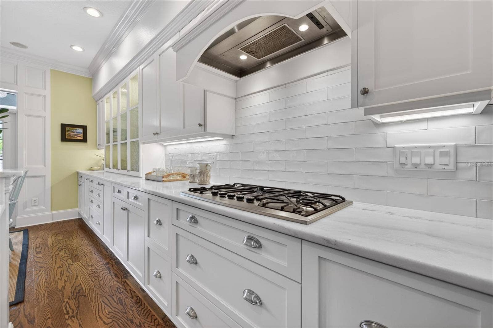 445 PARK AVENUE, Belleair, FL 33756 Kitchen