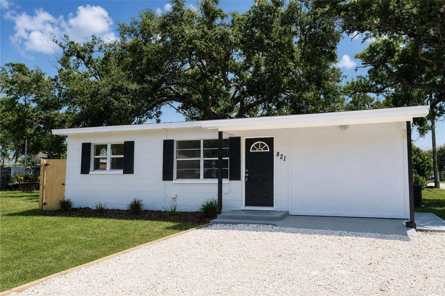 Property photo for 821 14TH AVENUE NW, Largo, FL