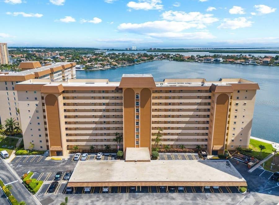 Property photo for 5130 BRITTANY DRIVE S, #604, St Petersburg, FL