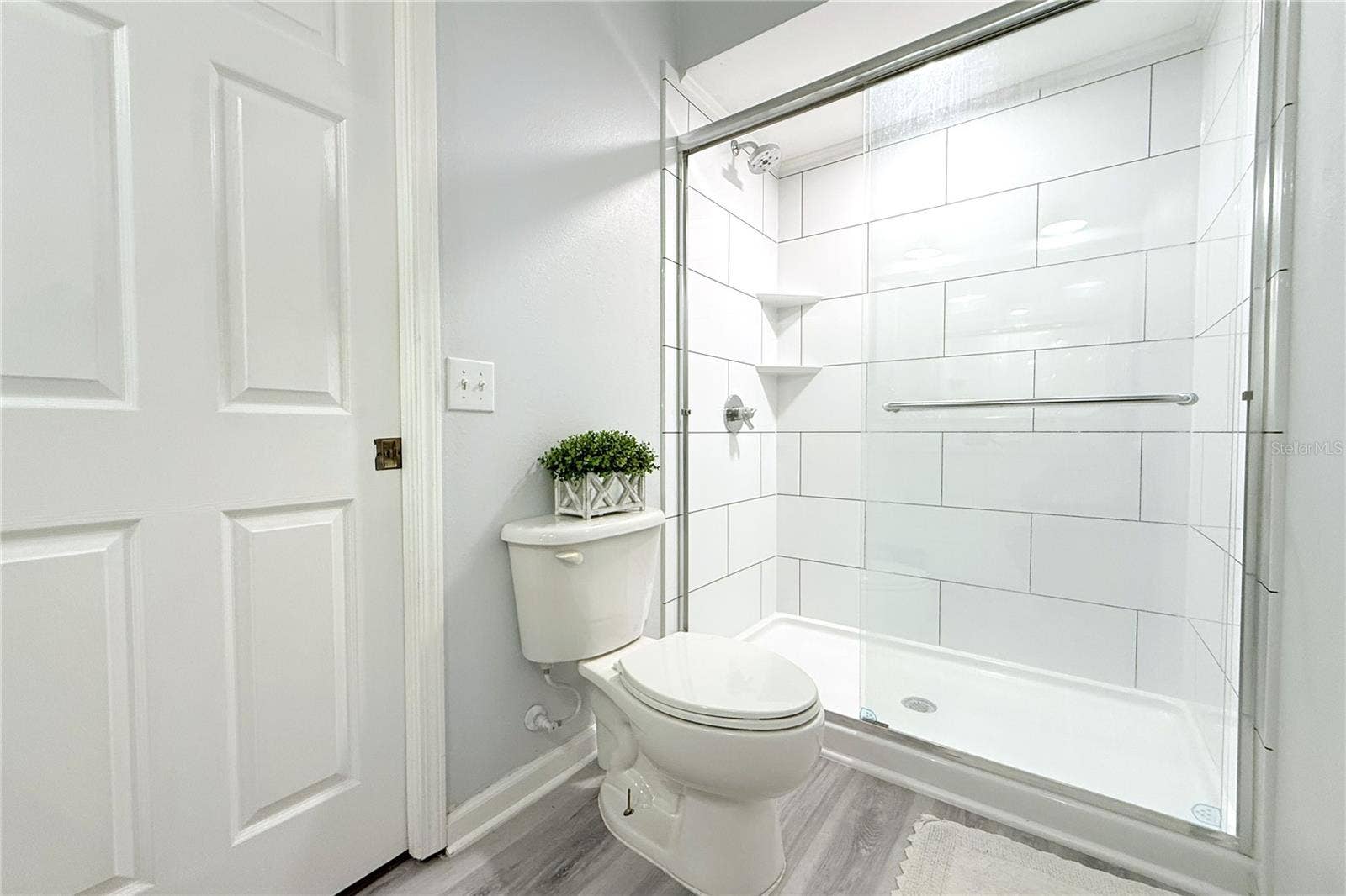 5307 TERRAZA COURT, Temple Terrace, FL 33617 Bath master