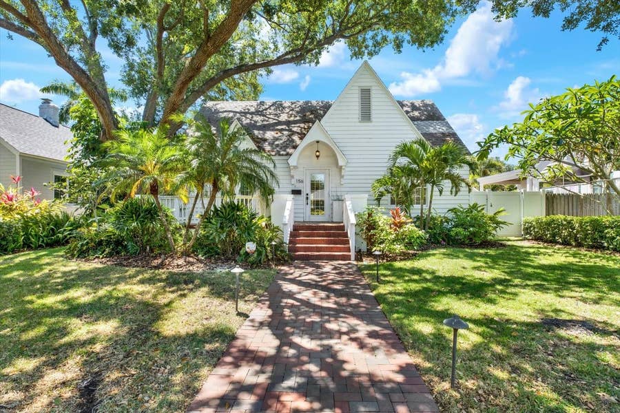 Property photo for 156 21ST AVENUE NE, St Petersburg, FL