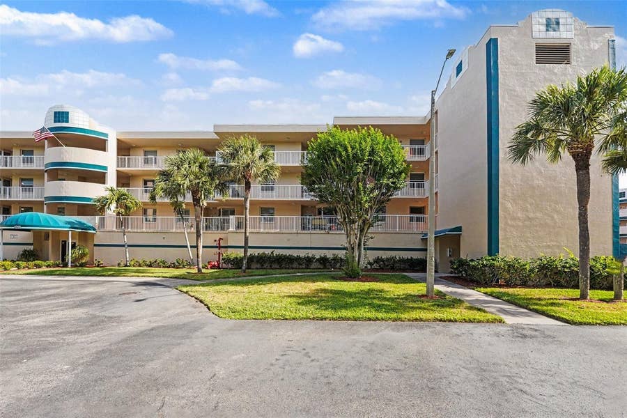 Property photo for 6205 SHORELINE DRIVE, #1106, St Petersburg, FL