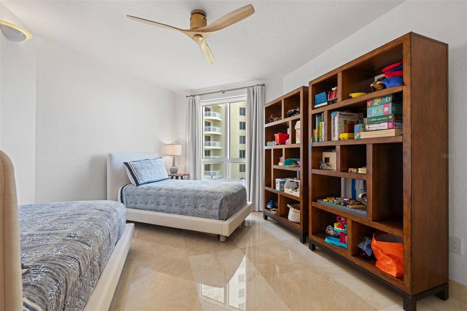 1180 GULF BOULEVARD, #401, Clearwater Beach, FL 33767 Guest Bedroom