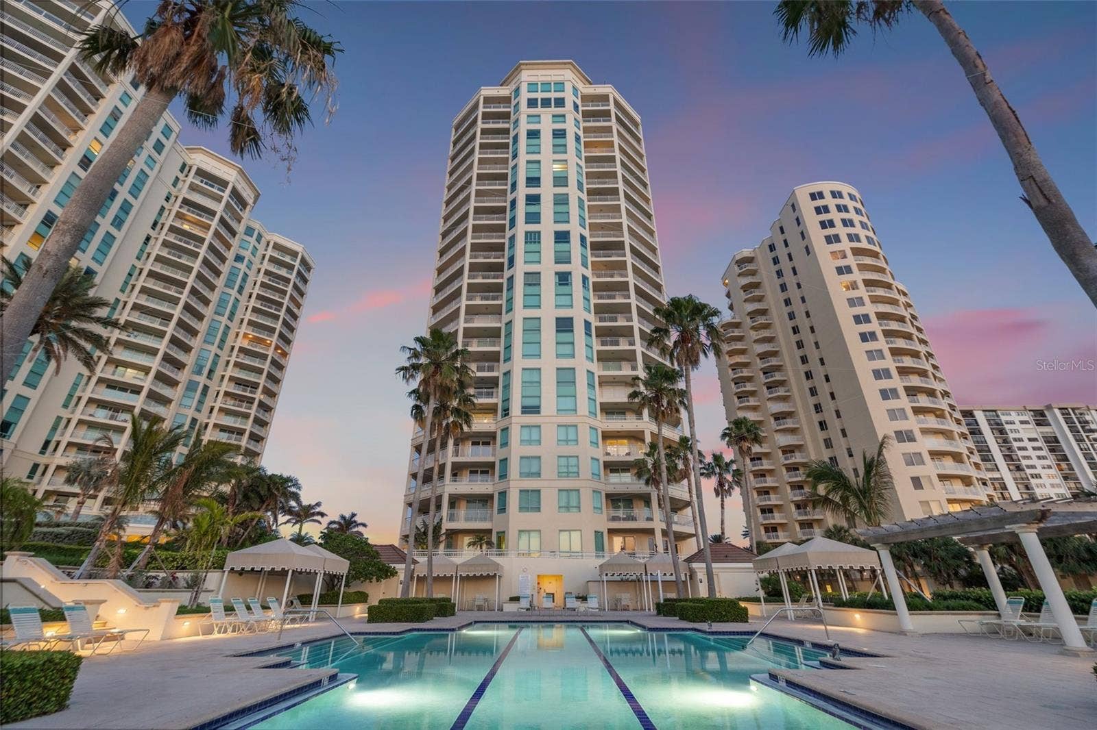 1180 GULF BOULEVARD, #401, Clearwater Beach, FL 33767 Pool