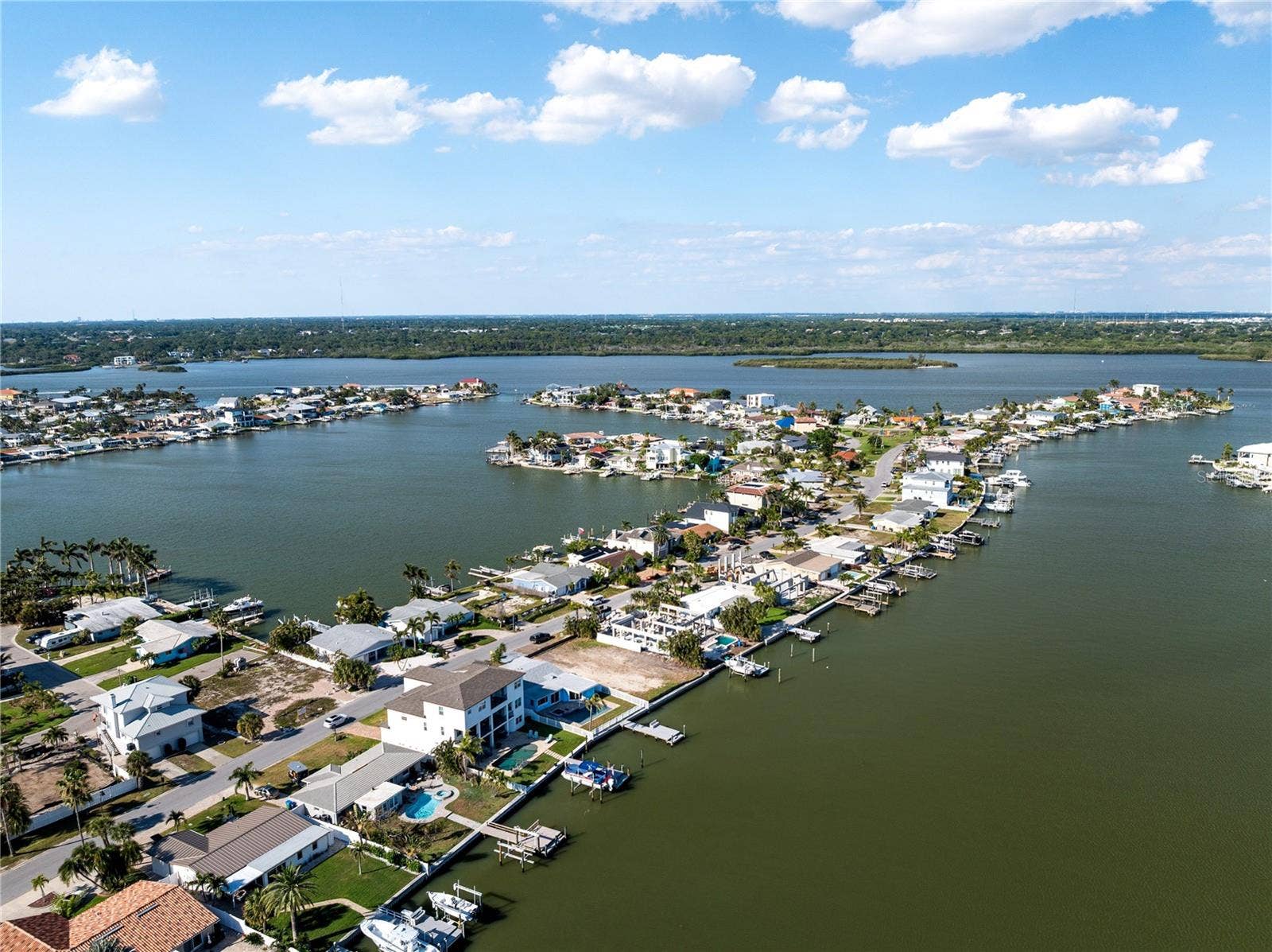 324 173RD AVENUE E, North Redington Beach, FL 33708