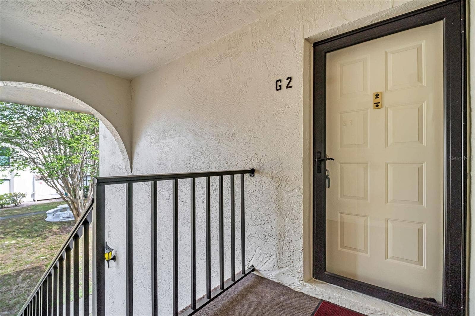 Private upstairs unit~