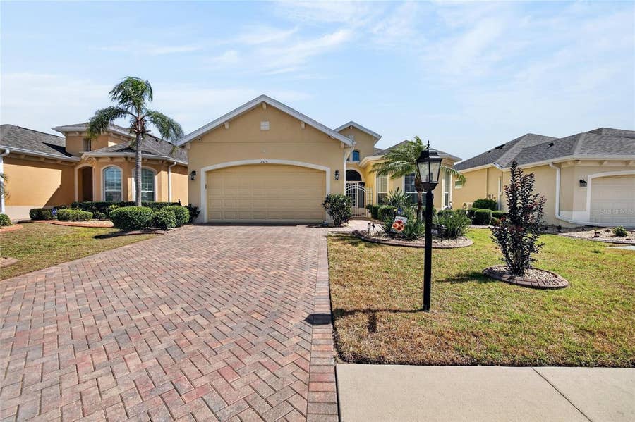 Property photo for 1525 EMERALD DUNES DRIVE, Sun City Center, FL