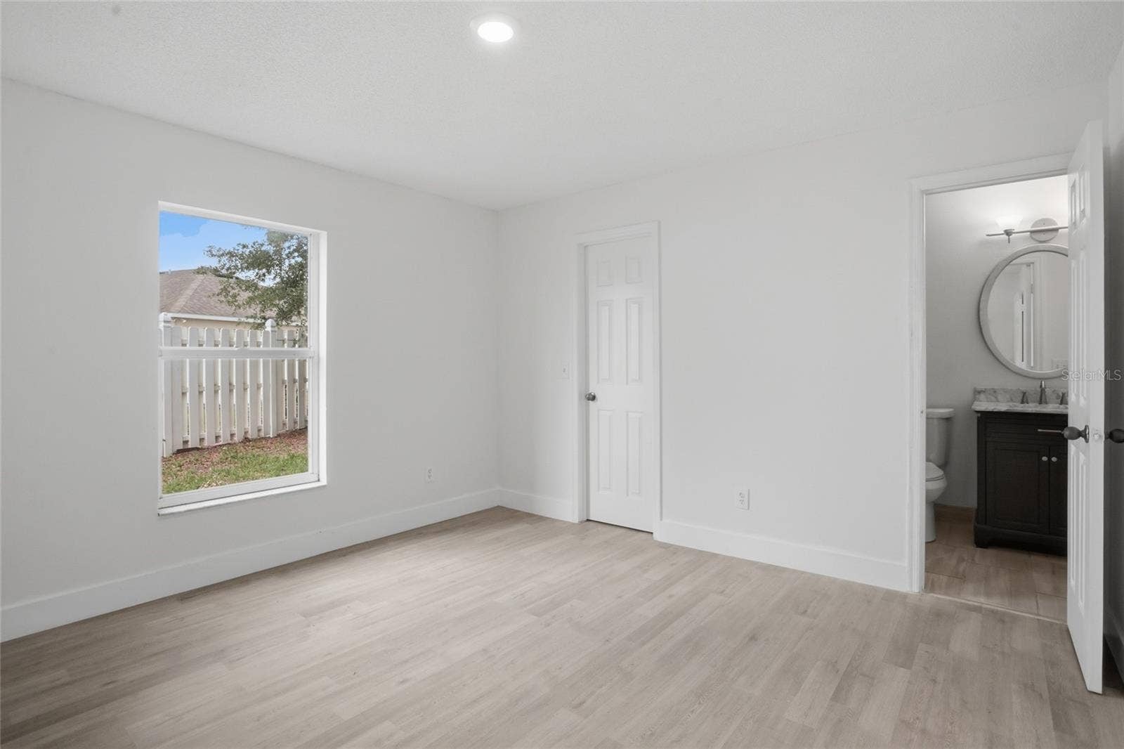 1161 KEMPTON CHASE PARKWAY, Orlando, FL 32837 1161 KEMPTON CHASE PARKWAY, Orlando, FL 32837