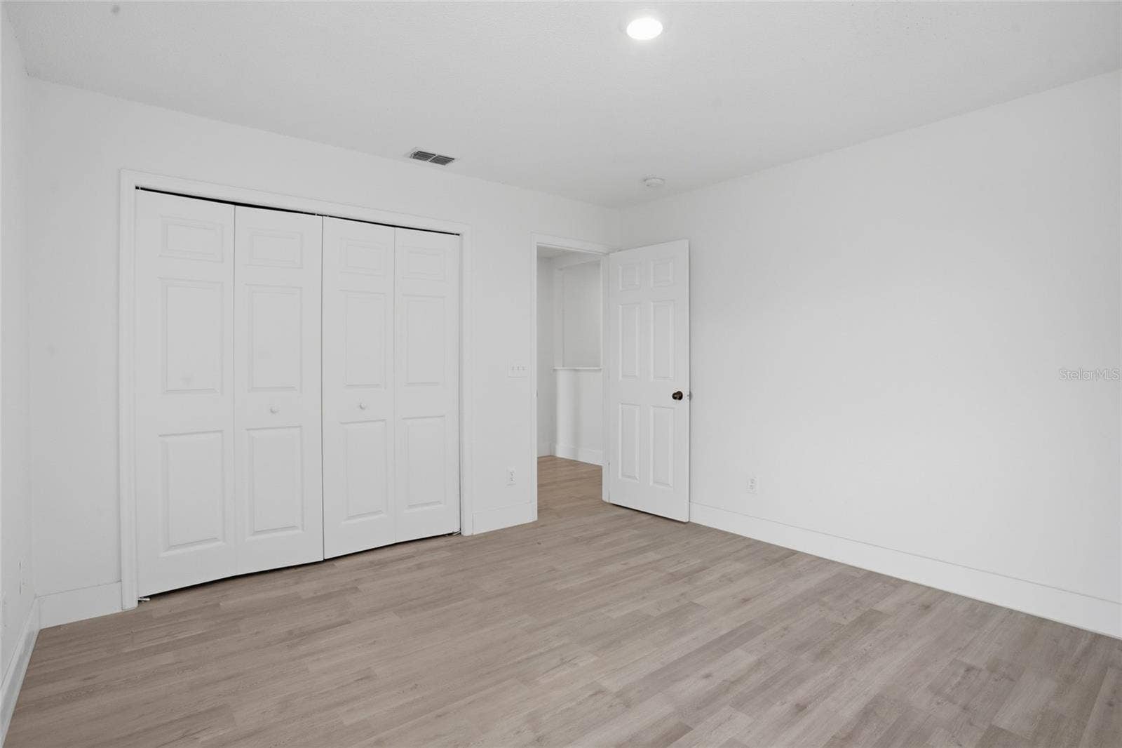 1161 KEMPTON CHASE PARKWAY, Orlando, FL 32837 1161 KEMPTON CHASE PARKWAY, Orlando, FL 32837