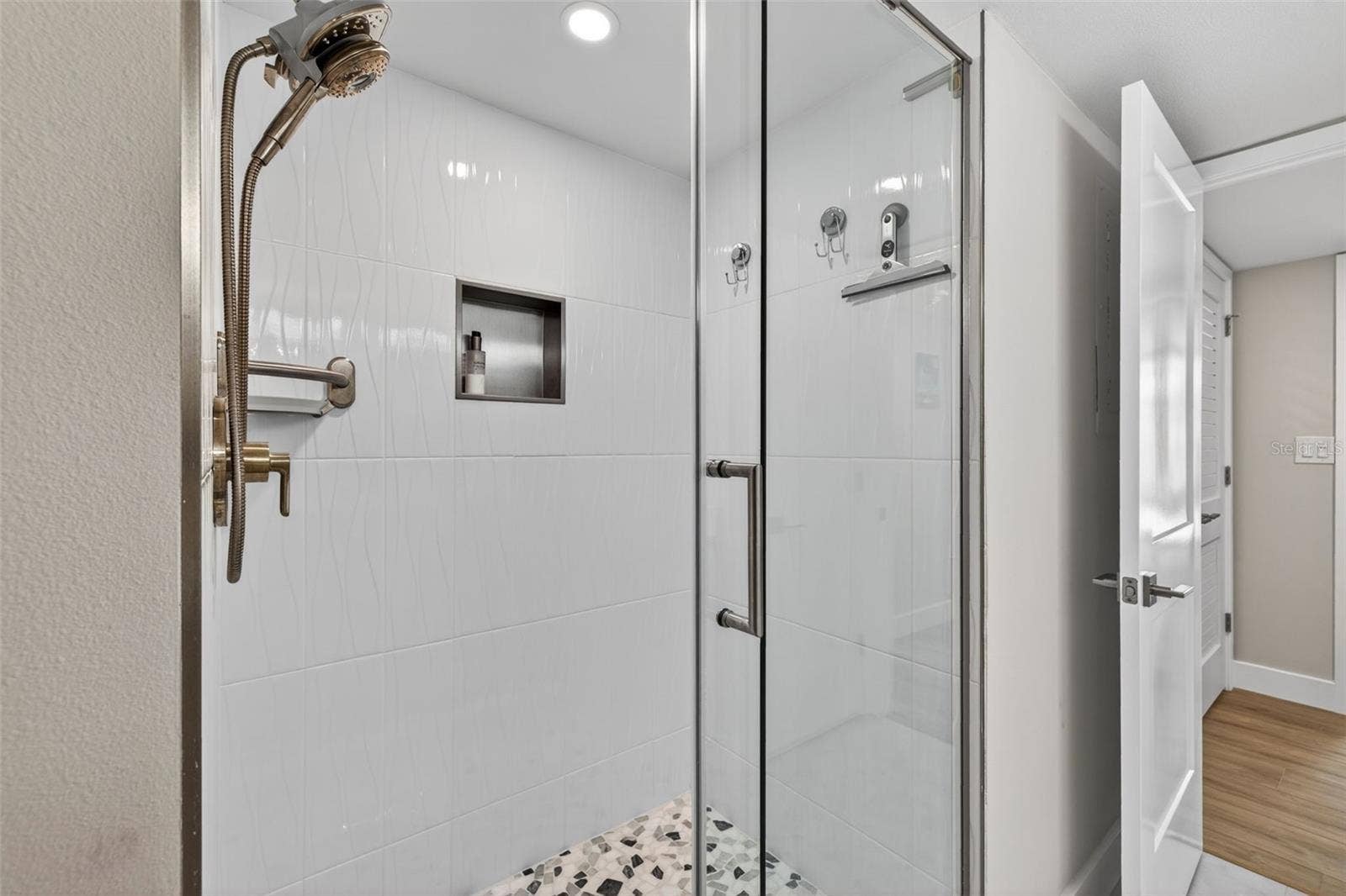 100 OAKMONT LANE, #107 & 108, Belleair, FL 33756 Primary Bathroom