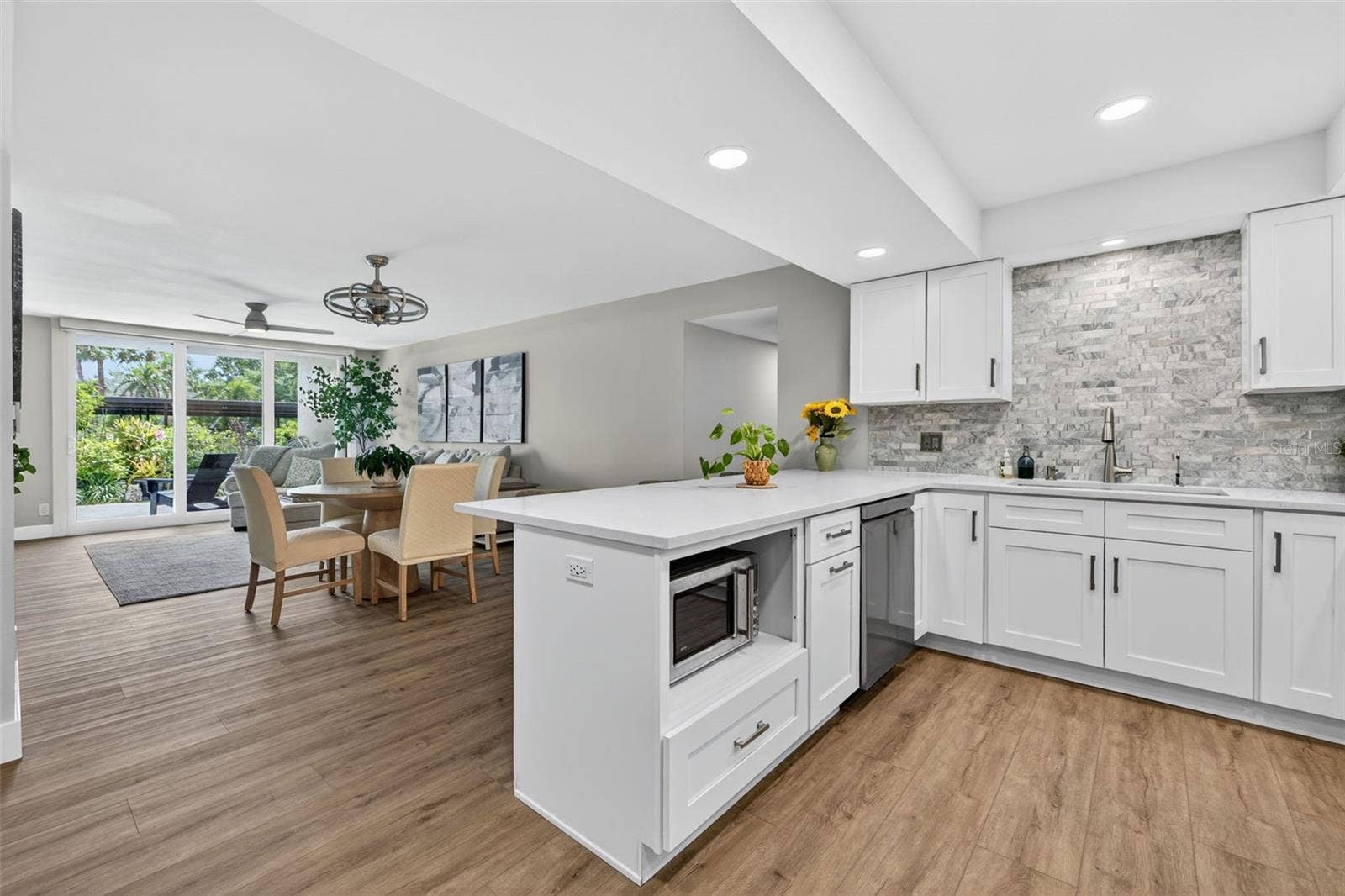 100 OAKMONT LANE, #107 & 108, Belleair, FL 33756 Kitchen