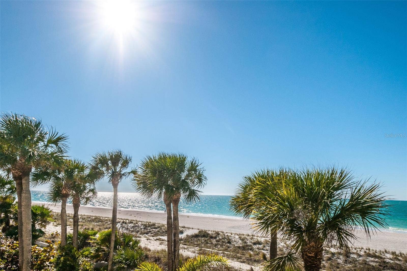 1660 GULF BOULEVARD, #208, Clearwater Beach, FL 33767 The Gulf front