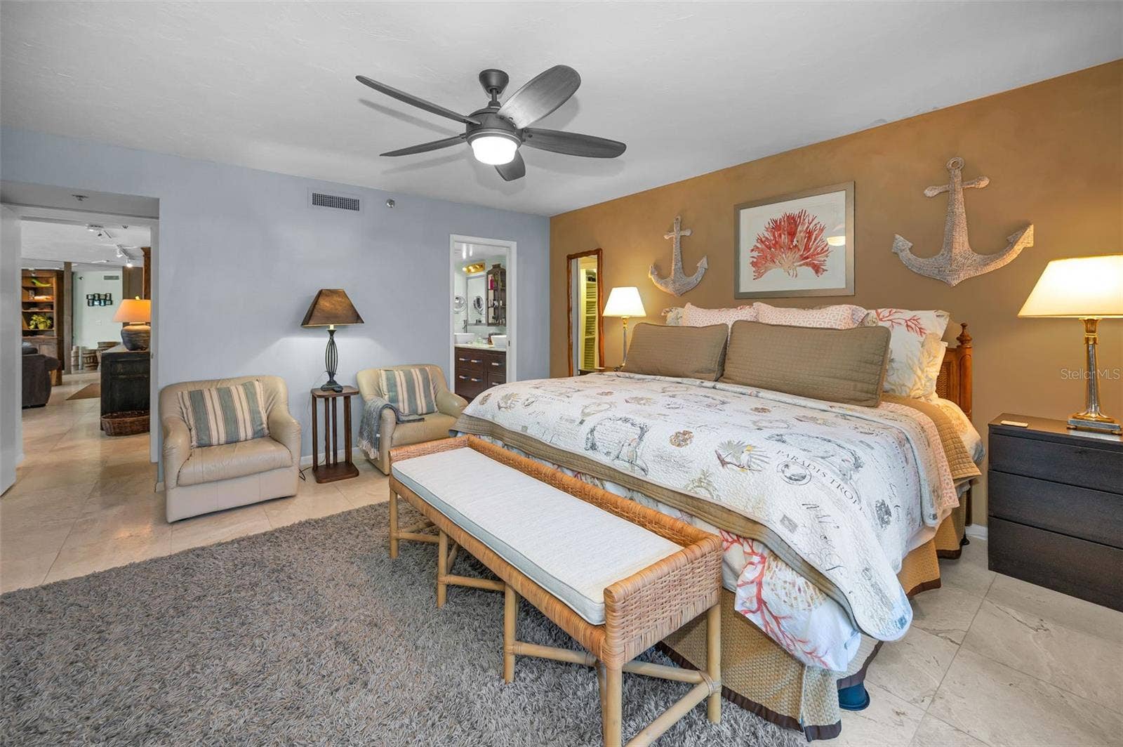 1660 GULF BOULEVARD, #208, Clearwater Beach, FL 33767 Primary Bedroom
