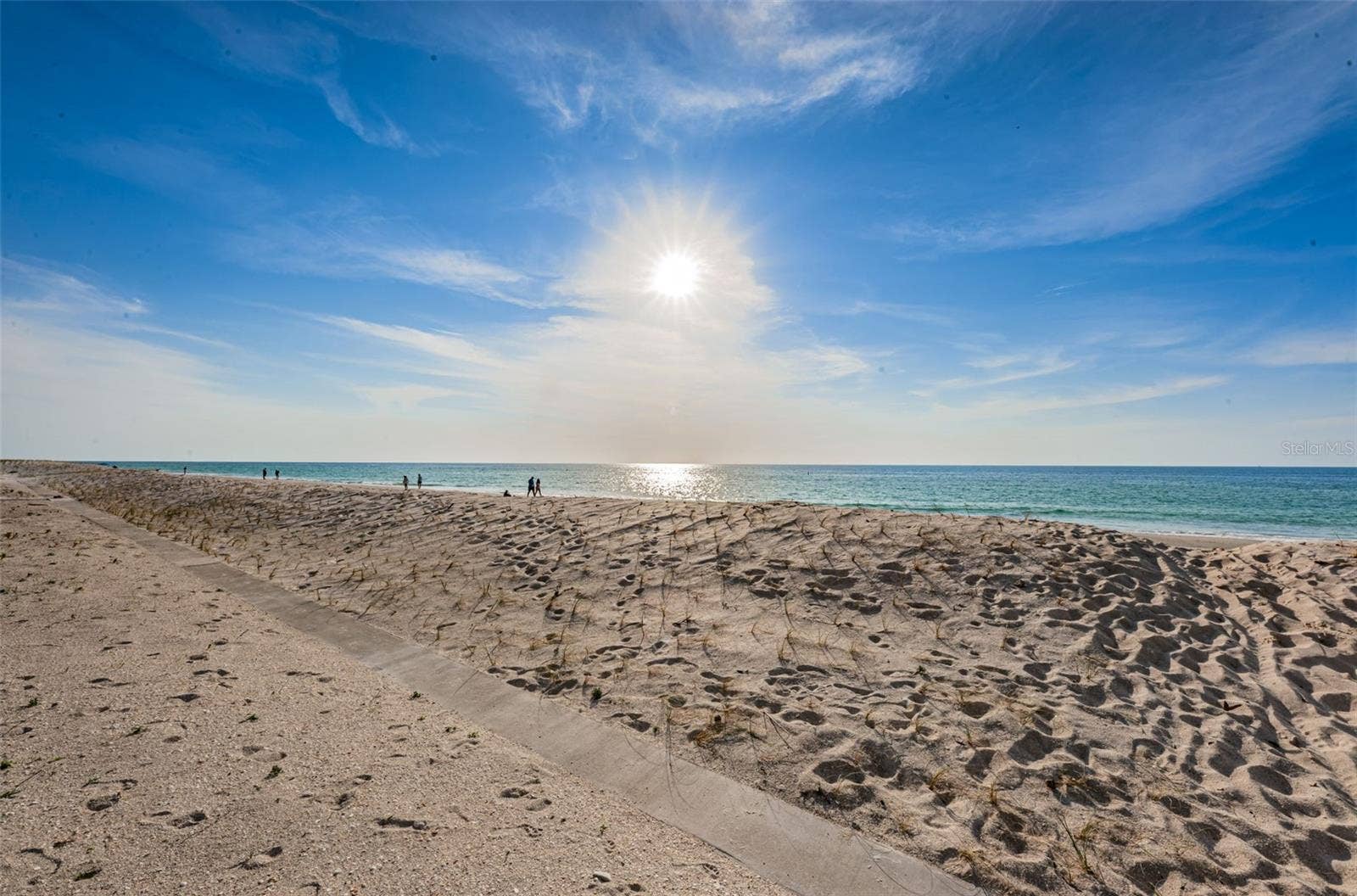 1660 GULF BOULEVARD, #208, Clearwater Beach, FL 33767 1660 GULF BOULEVARD, #208, Clearwater Beach, FL 33767