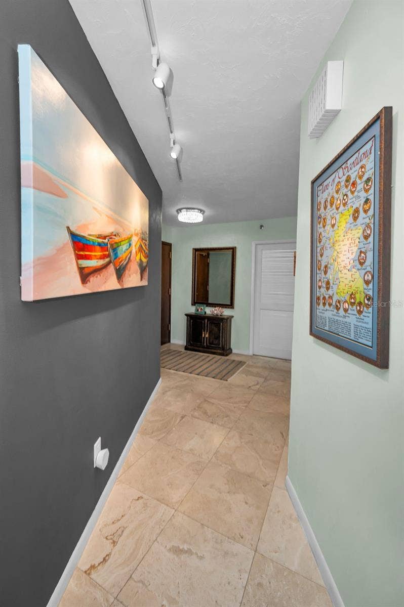 1660 GULF BOULEVARD, #208, Clearwater Beach, FL 33767 Foyer leading into the Living area