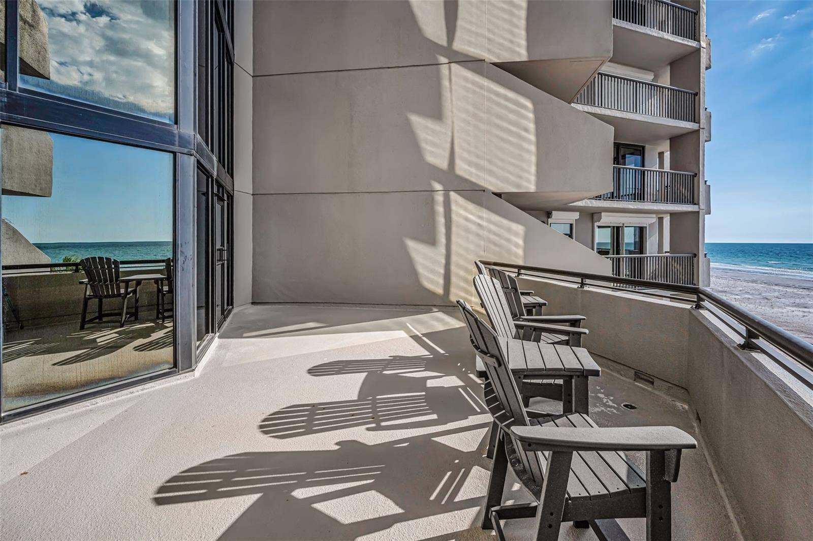 1660 GULF BOULEVARD, #208, Clearwater Beach, FL 33767 1660 GULF BOULEVARD, #208, Clearwater Beach, FL 33767