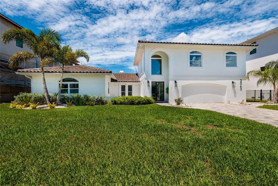 Property photo for 2063 ILLINOIS AVENUE NE, St Petersburg, FL