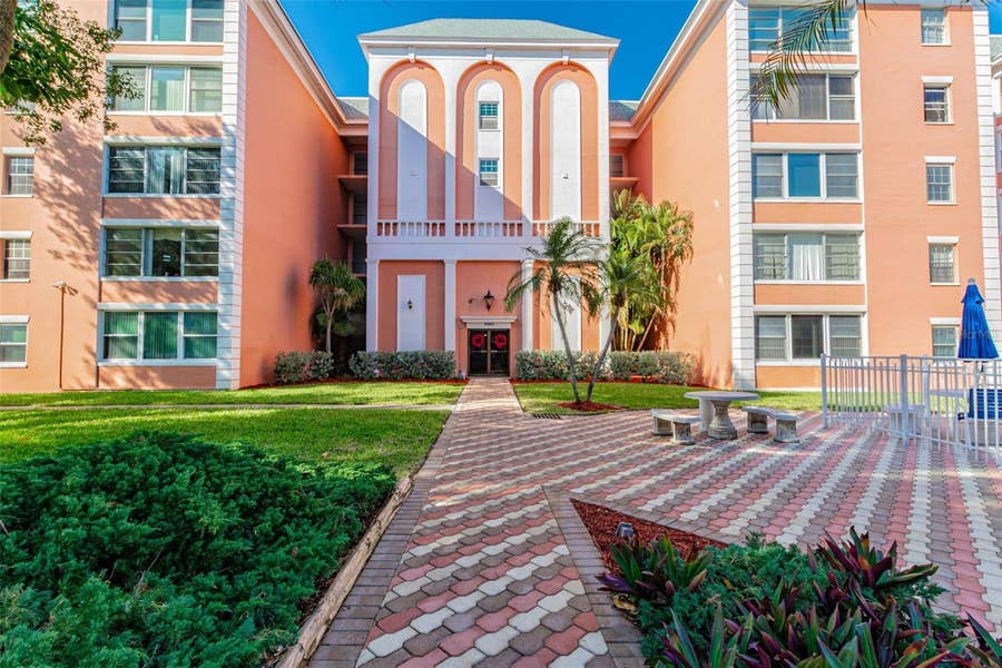 Property photo for 6960 20TH AVENUE N, #501, St Petersburg, FL