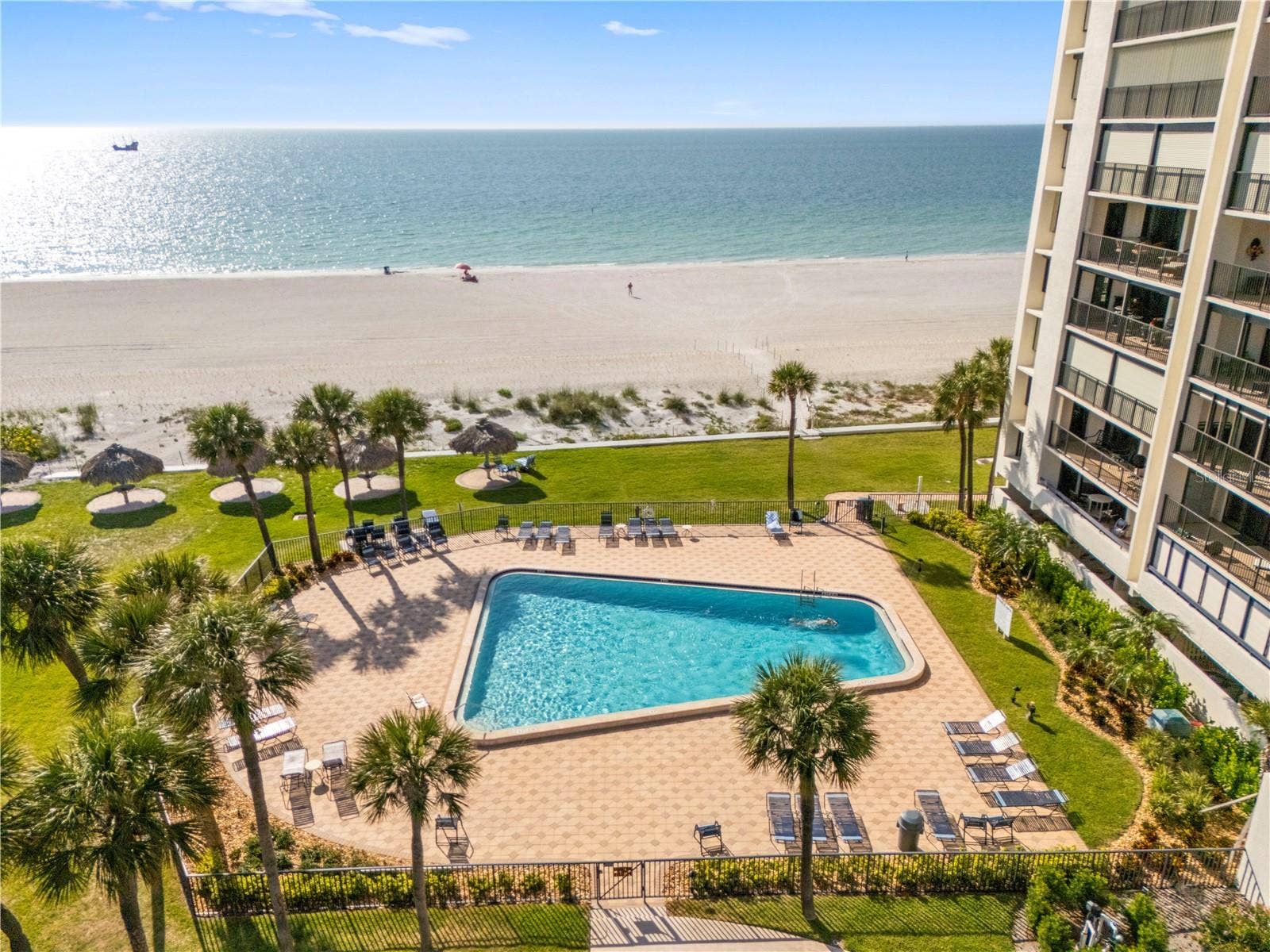 1460 GULF BOULEVARD, #412, Clearwater Beach, FL 33767