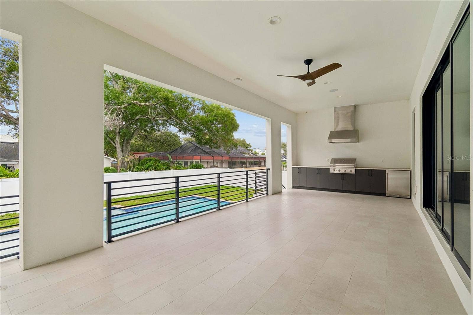 206 S TREASURE DRIVE, Tampa, FL 33609