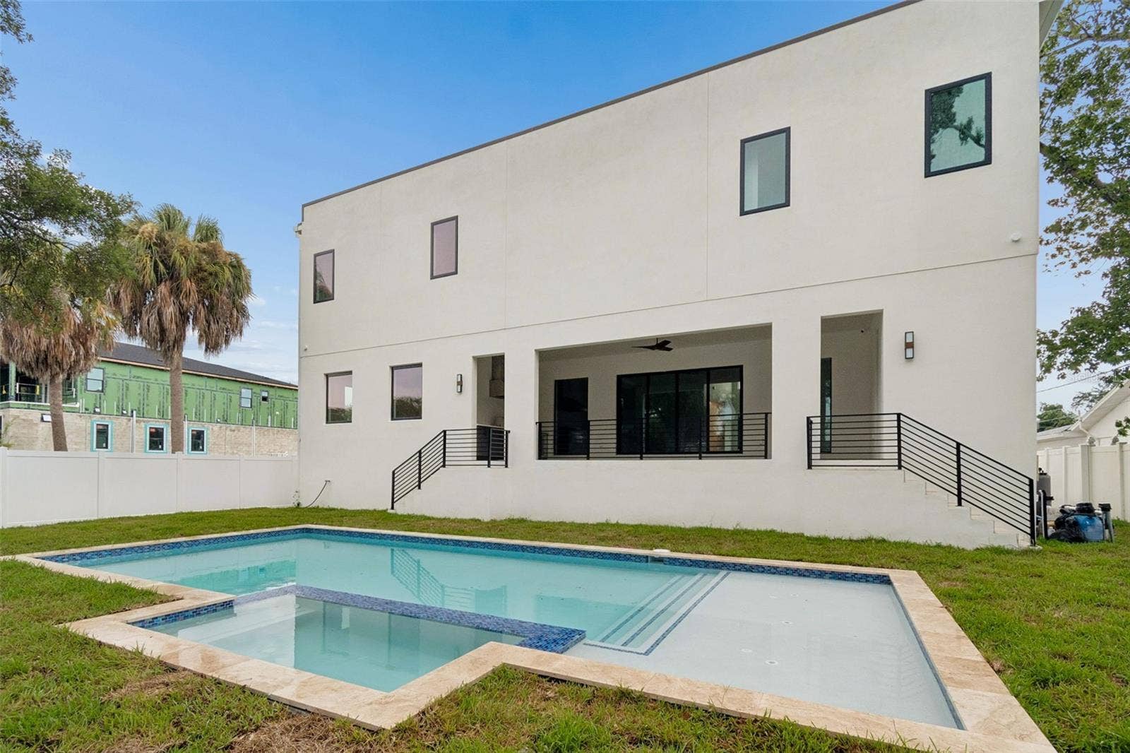 206 S TREASURE DRIVE, Tampa, FL 33609