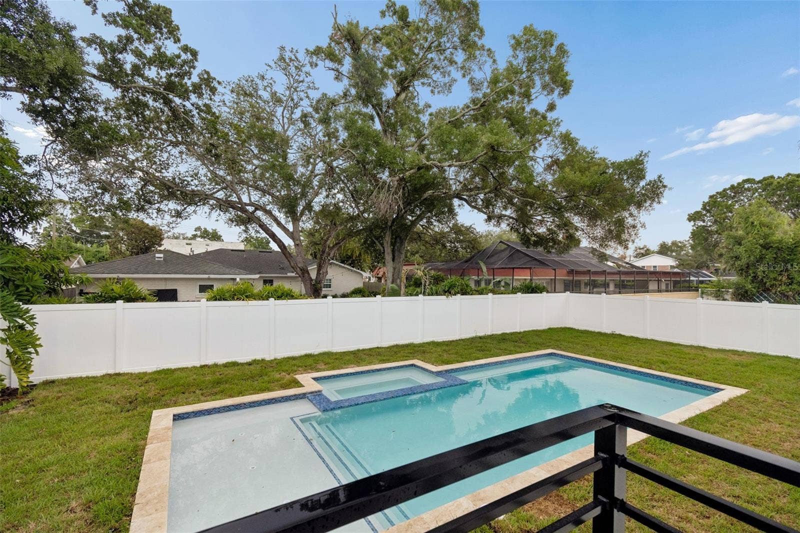 206 S TREASURE DRIVE, Tampa, FL 33609