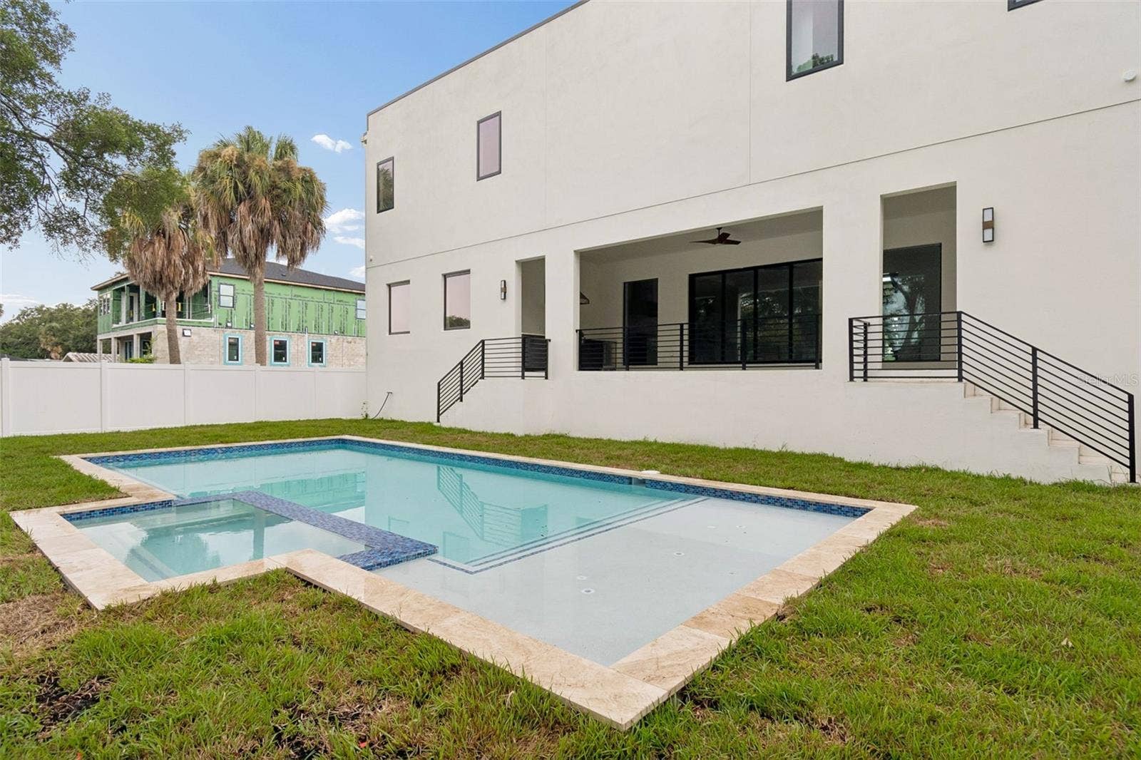 206 S TREASURE DRIVE, Tampa, FL 33609