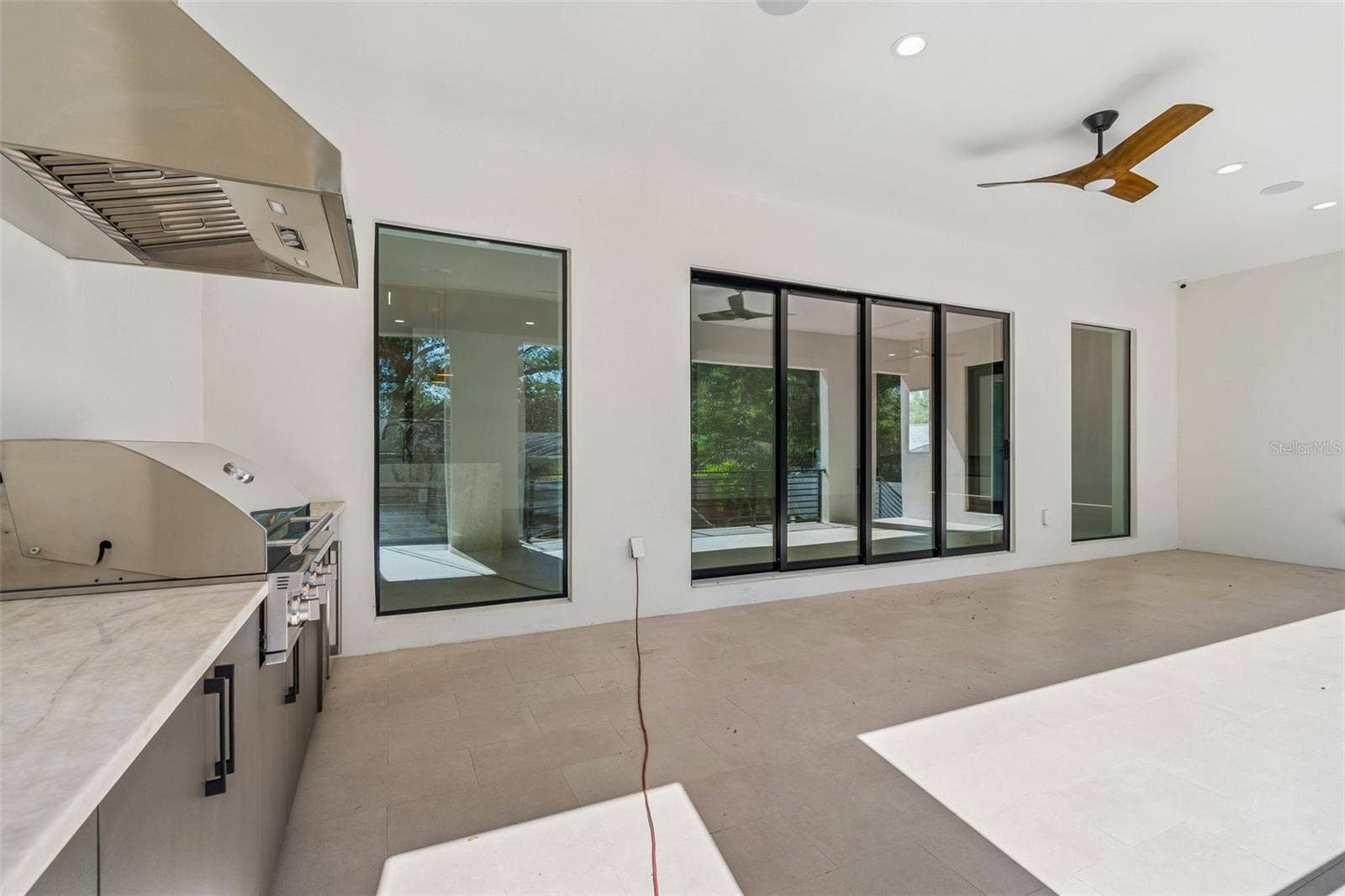 206 S TREASURE DRIVE, Tampa, FL 33609
