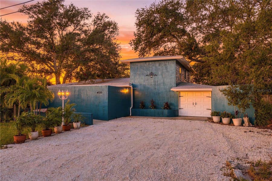 Property photo for 4720 WELCH CAUSEWAY, St Petersburg, FL