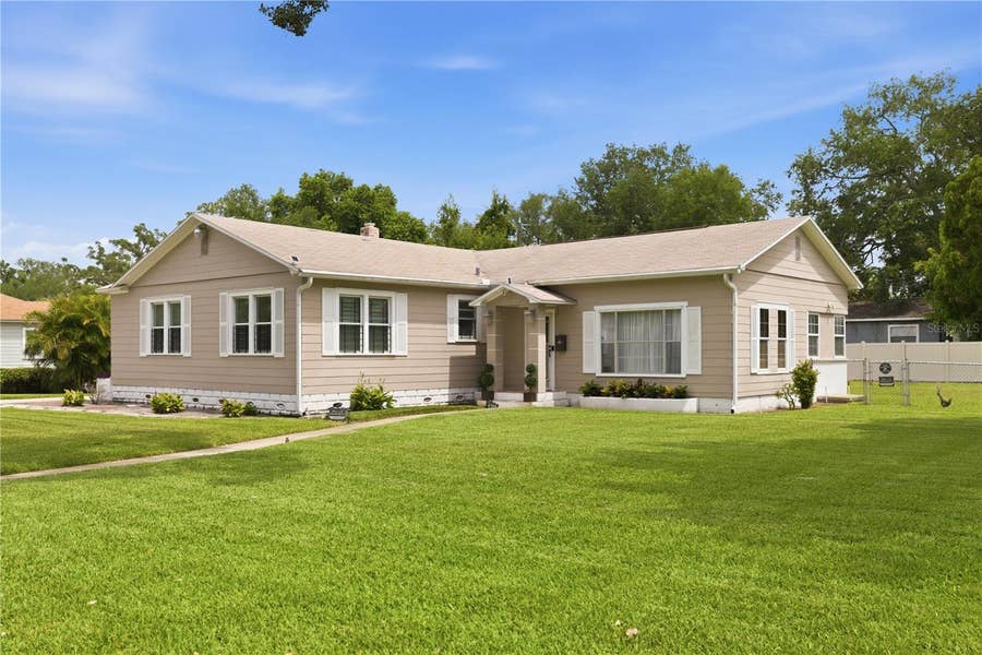Property photo for 726 17TH AVENUE S, St Petersburg, FL