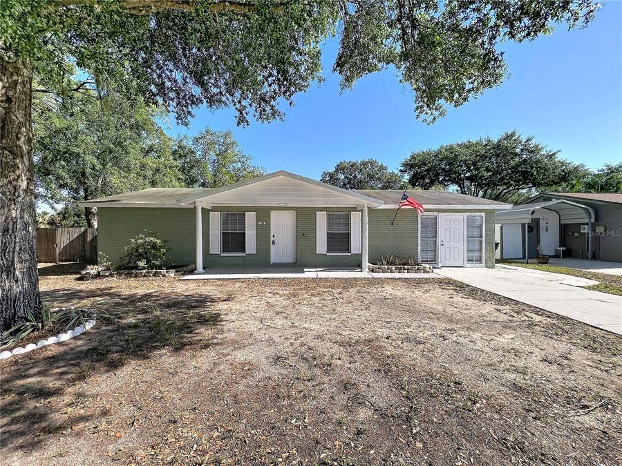 Property photo for 808 FALKIRK AVENUE, Valrico, FL
