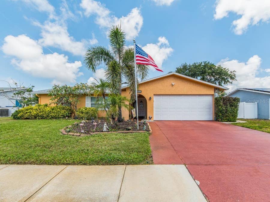 Property photo for 12435 MONARCH CIRCLE, Seminole, FL