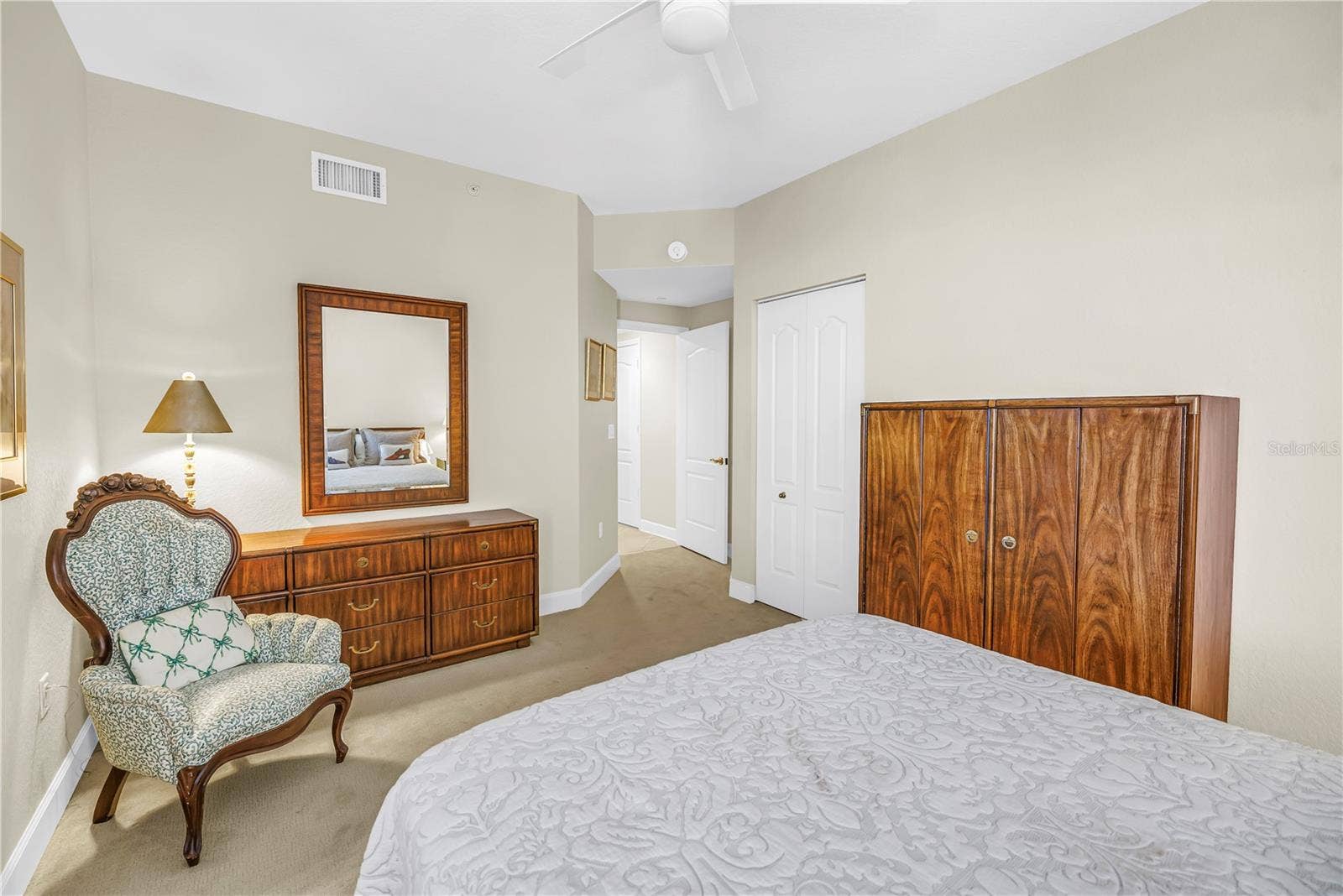 100 BEACH DRIVE NE, #702, St Petersburg, FL 33701