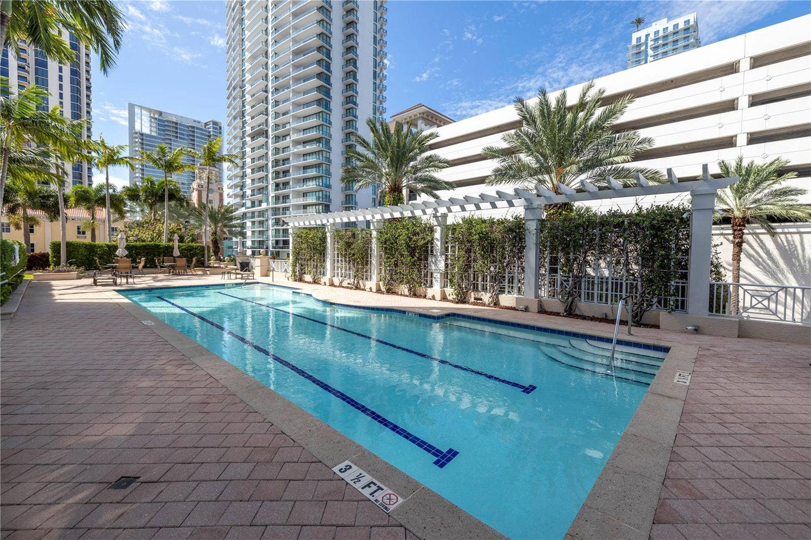 100 BEACH DRIVE NE, #702, St Petersburg, FL 33701