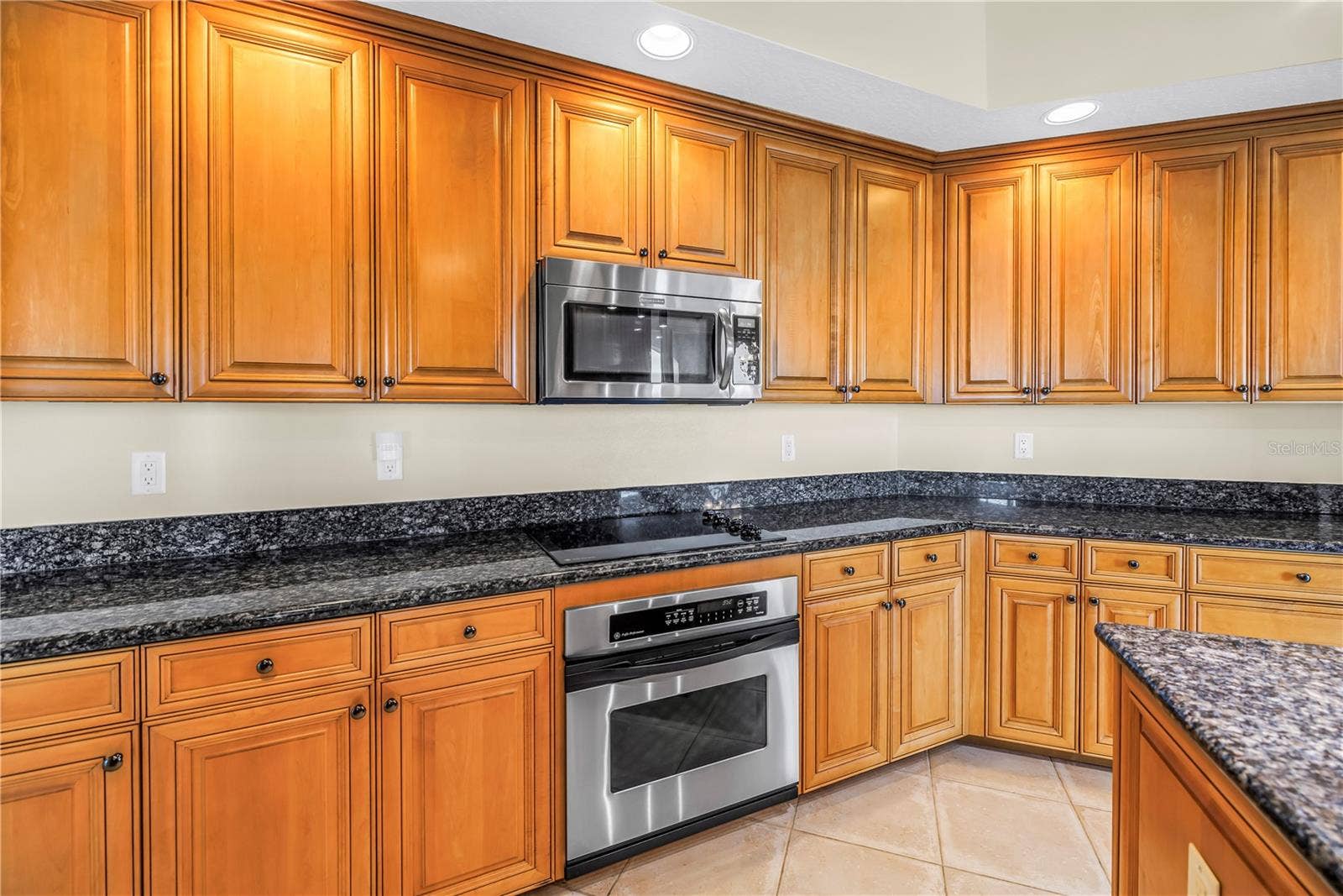 100 BEACH DRIVE NE, #702, St Petersburg, FL 33701