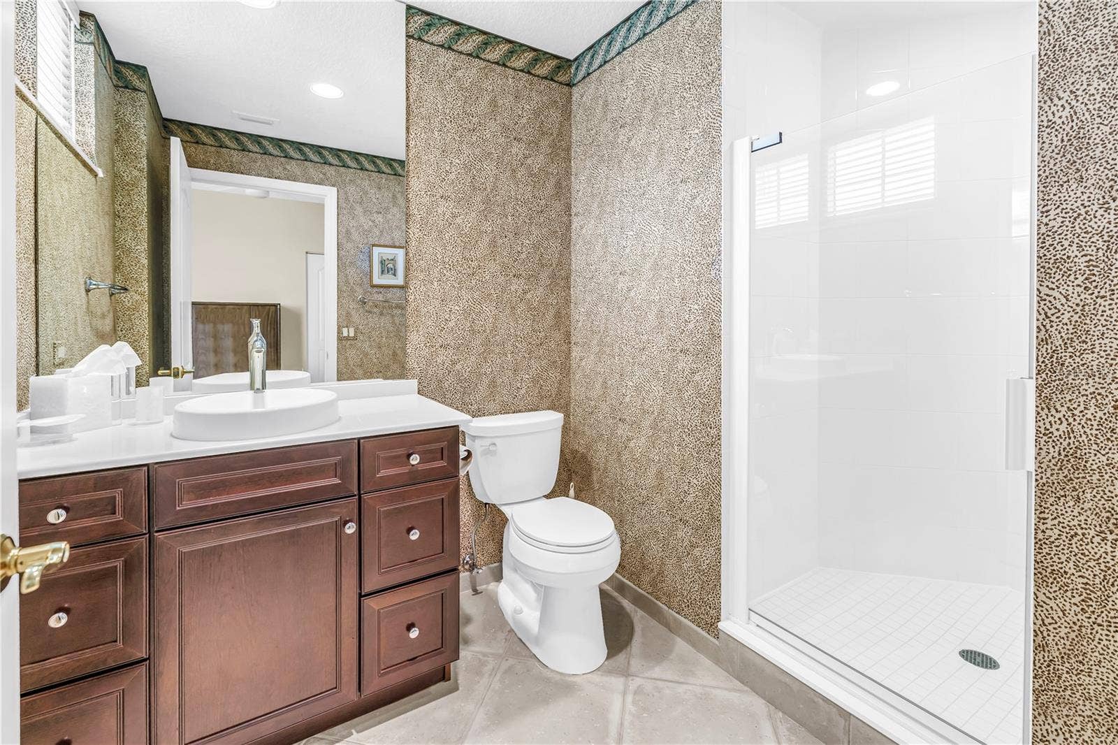 100 BEACH DRIVE NE, #702, St Petersburg, FL 33701