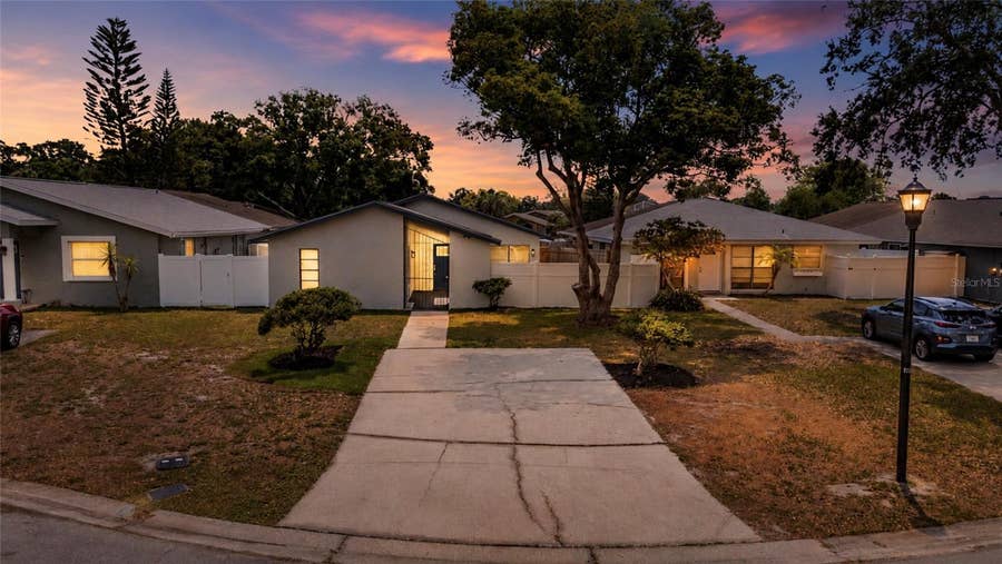 Property photo for 11005 UNDERWOOD PLACE, Tampa, FL