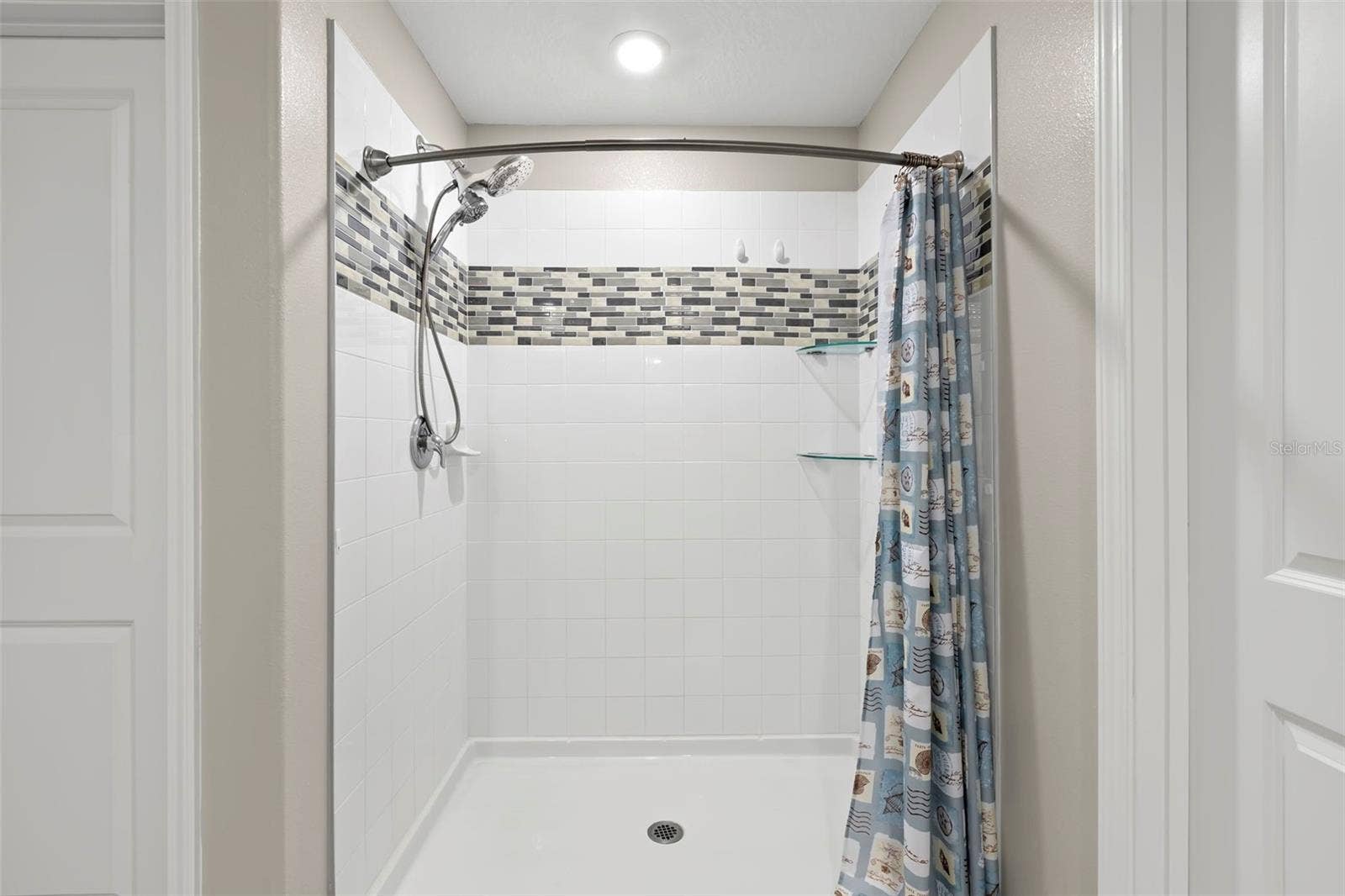 Primary En-Suite