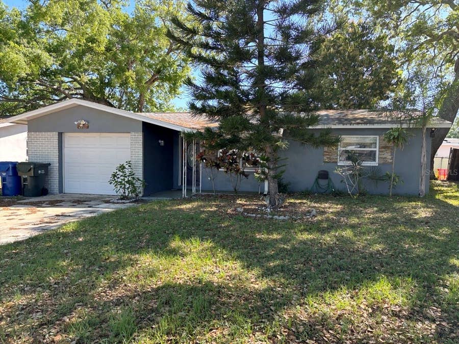 Property photo for 2203 GLADYS STREET, Largo, FL