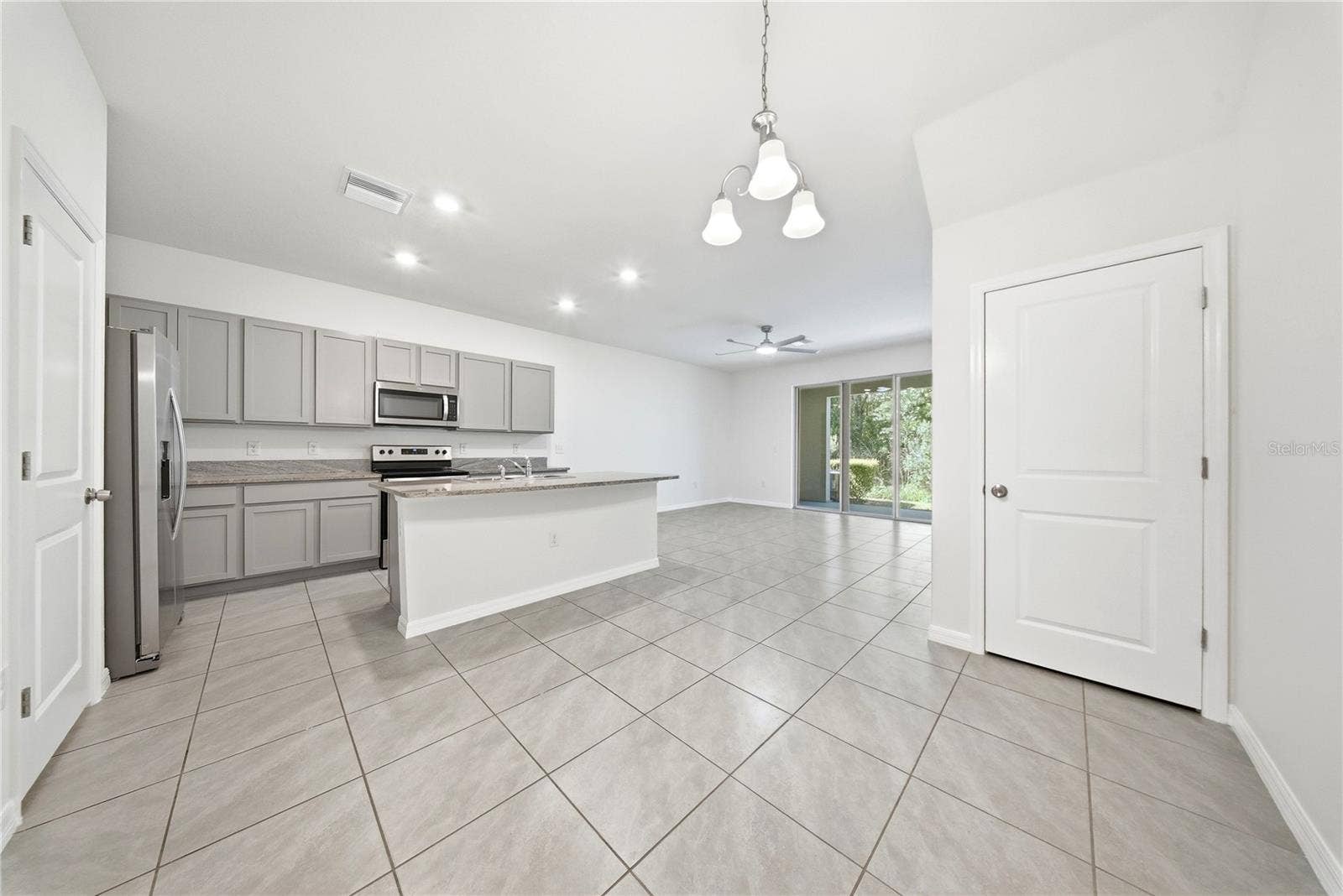 1574 HUBBELL ROAD, Wesley Chapel, FL 33543