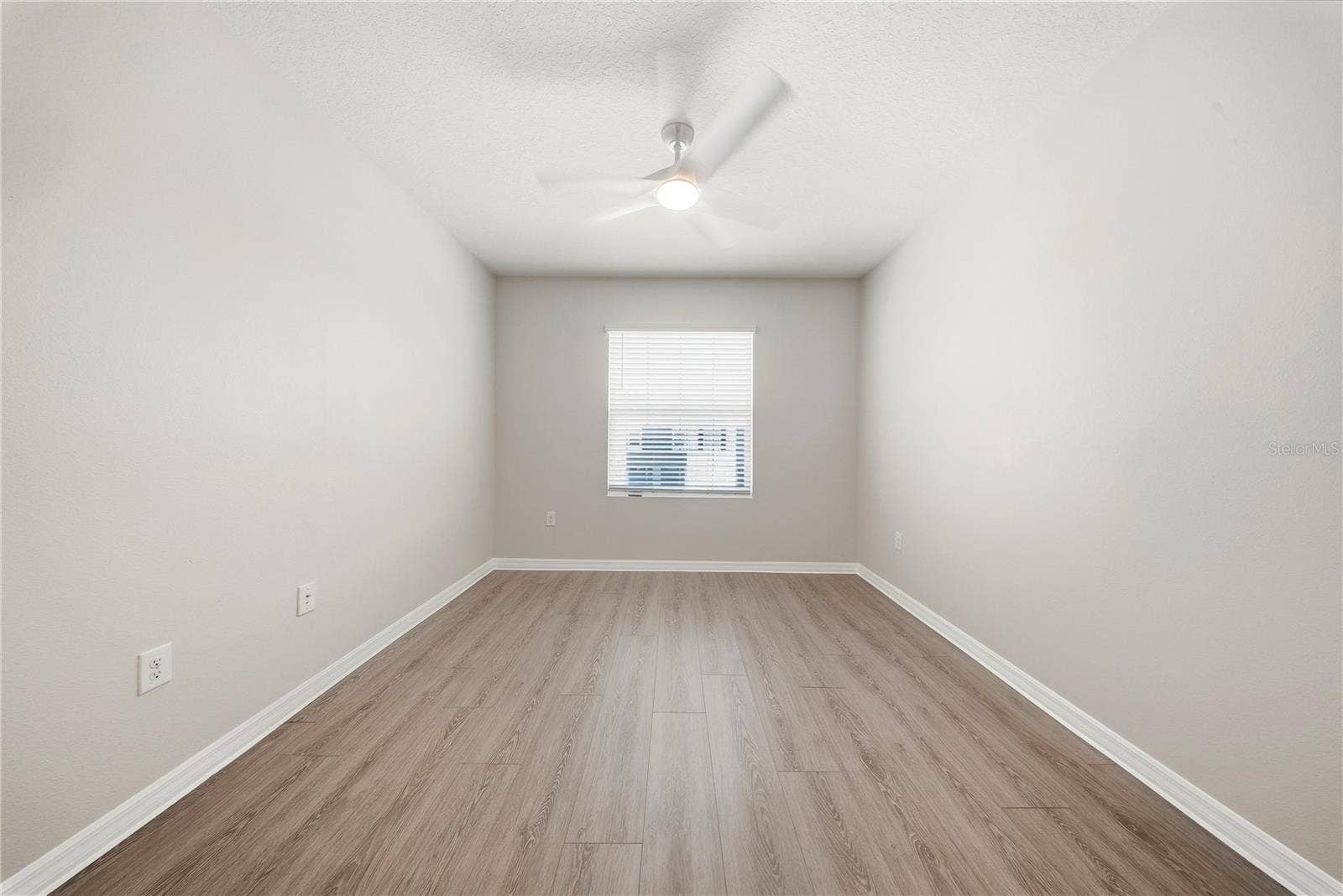 1574 HUBBELL ROAD, Wesley Chapel, FL 33543