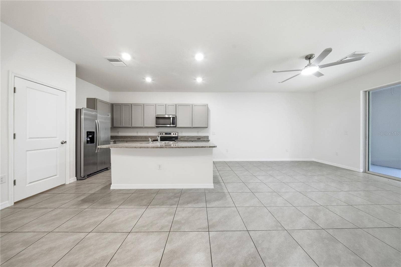 1574 HUBBELL ROAD, Wesley Chapel, FL 33543