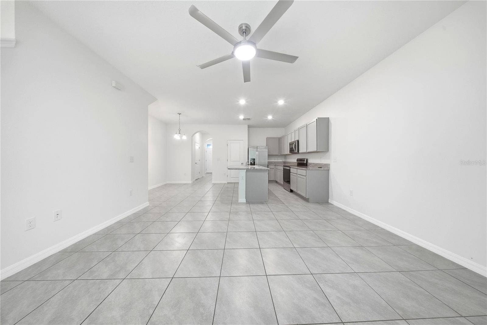 1574 HUBBELL ROAD, Wesley Chapel, FL 33543
