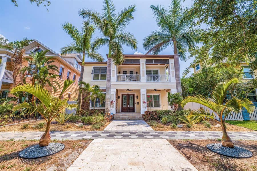 Property photo for 310 8TH AVENUE N, St Petersburg, FL