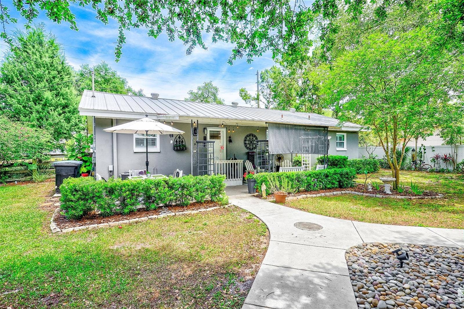 175 RIVIERE ROAD, Palm Harbor, FL 34683 175 RIVIERE ROAD, Palm Harbor, FL 34683