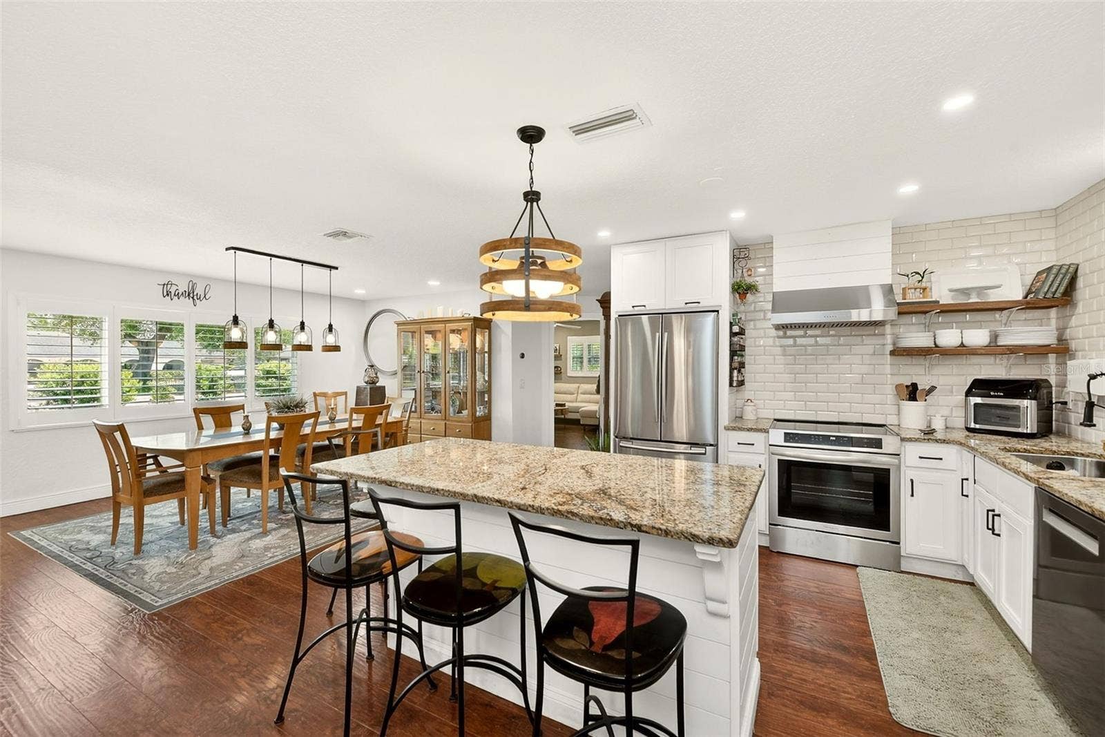 175 RIVIERE ROAD, Palm Harbor, FL 34683 175 RIVIERE ROAD, Palm Harbor, FL 34683