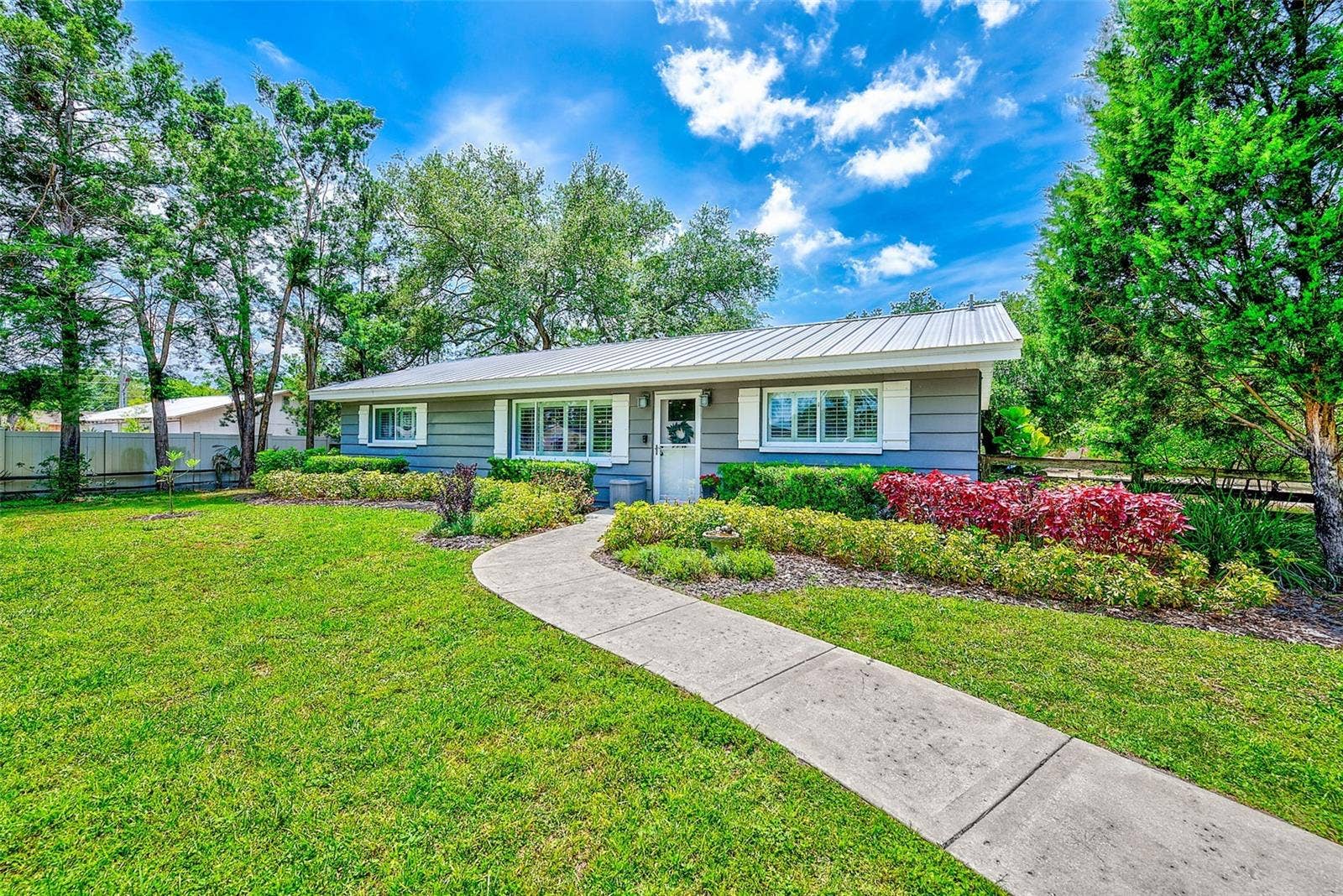 175 RIVIERE ROAD, Palm Harbor, FL 34683 175 RIVIERE ROAD, Palm Harbor, FL 34683